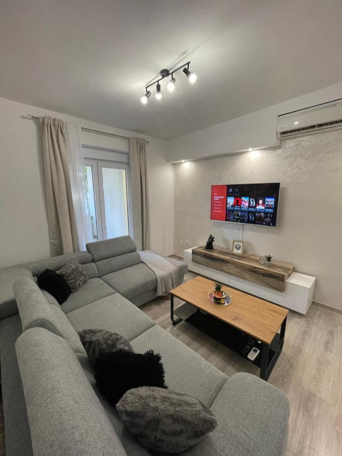 Apartment Holiday Zadar Bagian luar foto
